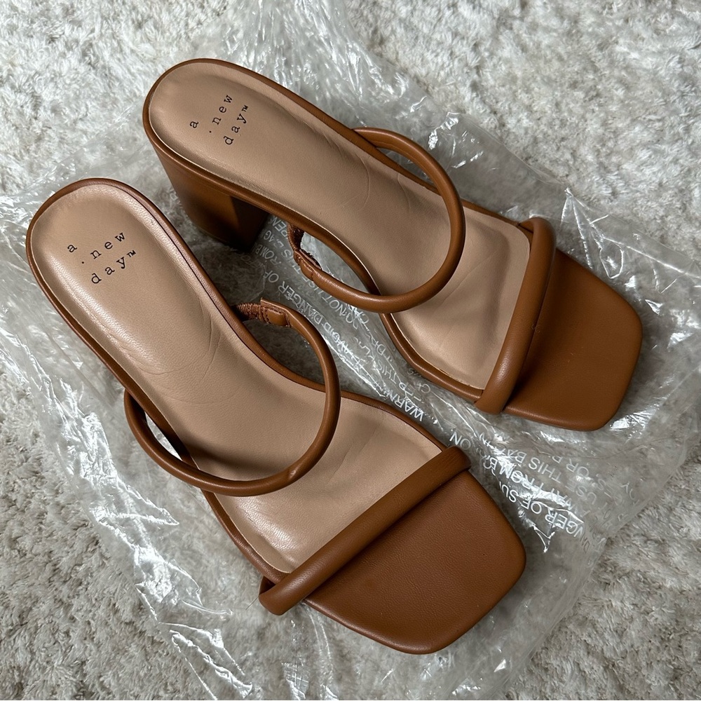 a new day Block Heel Sandals - Picture 2 of 5